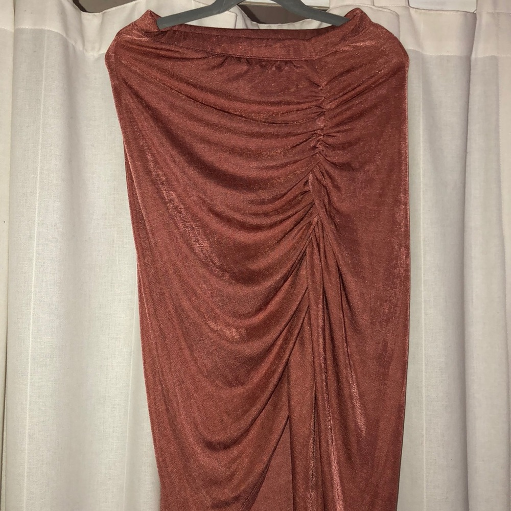 Charolette Russe Mauve/Pink Shimmery Skirt 💞